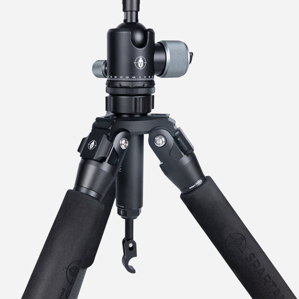 Ascent Tripod™ Gen 2 W/ Davros Pro Head